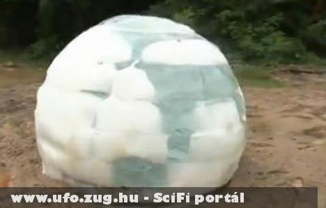 Jégkunyhónak álcázott UFO-t találtak Csehországban - fotóval!