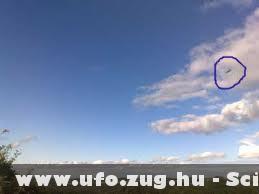 ûrhajó az égen