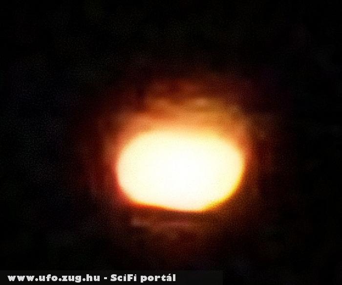 Éjszakai UFO Pécs felett-nagyítva