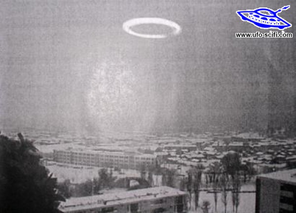 Ufo a város felett