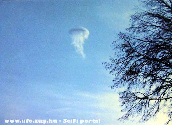 Medúza alakú Ufo
