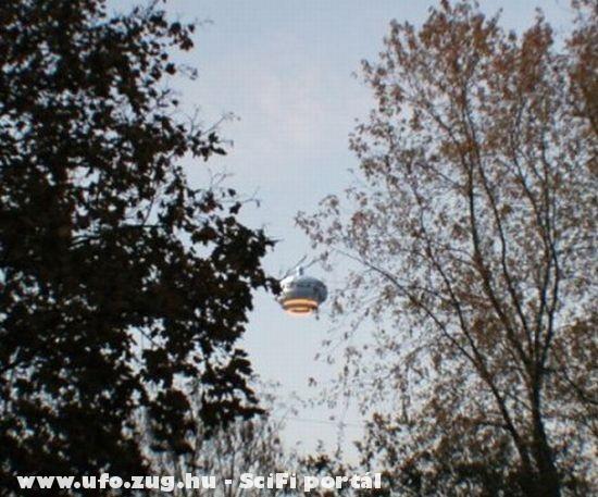 UFO az erdõben!